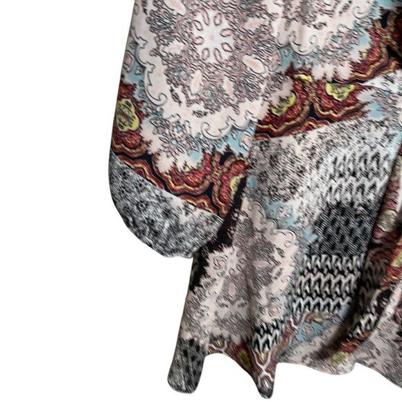 Cato Blouse Women's Large V-Neck 3/4 Sleeve Boho Colorful Twist 3/4 Sleeve - Picture 4 of 9